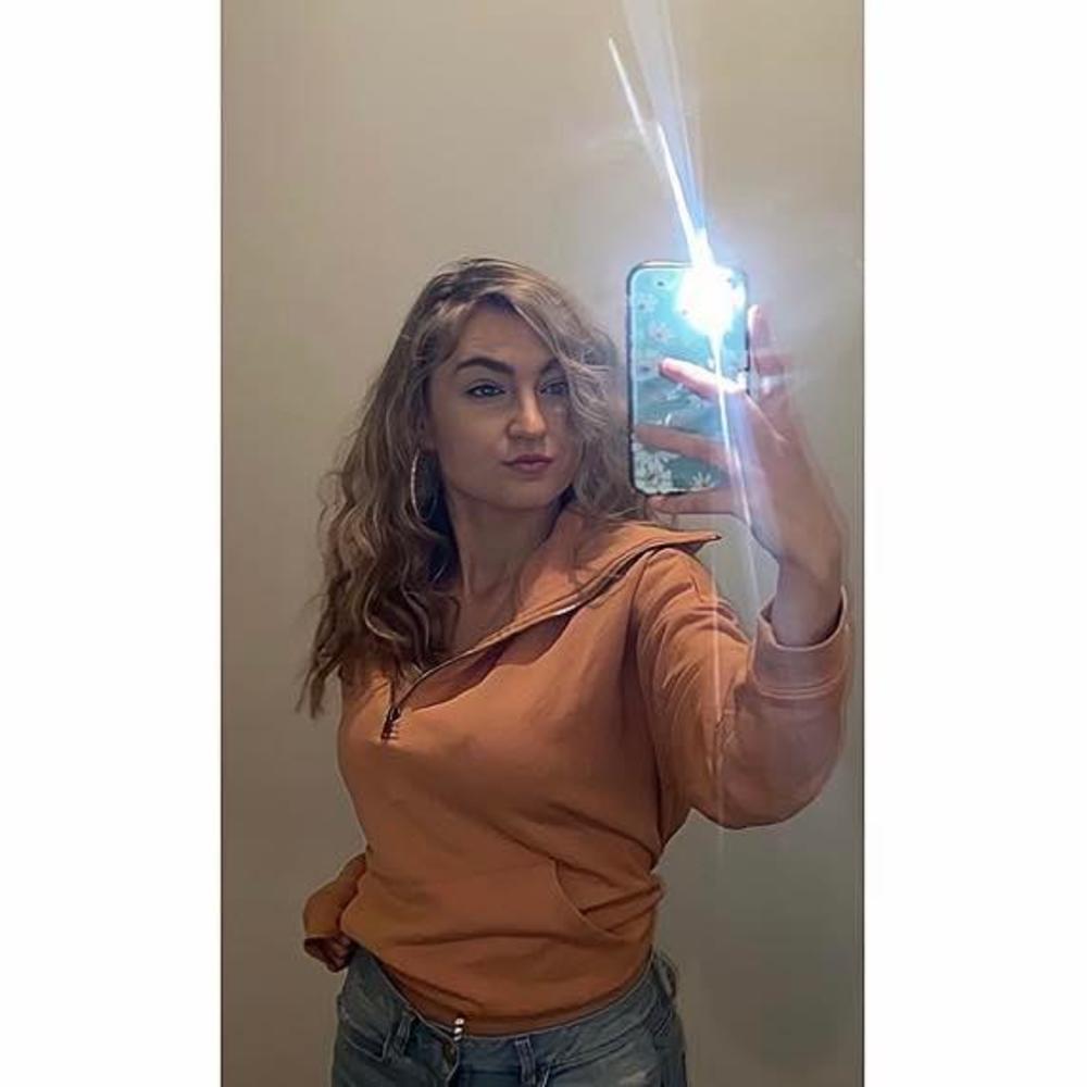 Meet your Posher, Sydney